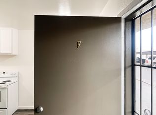 435 S Maple Ave #F, Fresno, CA 93702