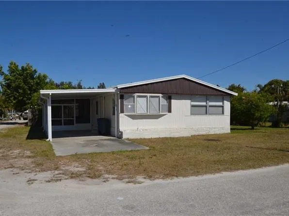 5148 Flamingo Dr, Saint James City, FL 33956