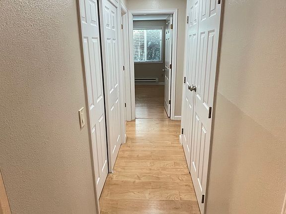 4th image of 14130 NE 7th Pl