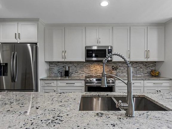 2nd image of 5308 Gibson Dr