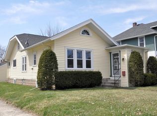 168 S Hartwell Ave, Waukesha, WI 53186