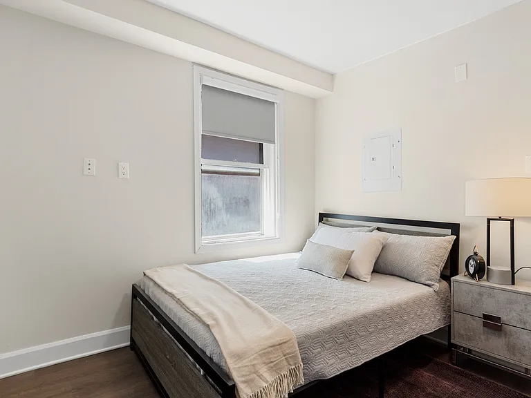 296 A Nelson St — Photo 9