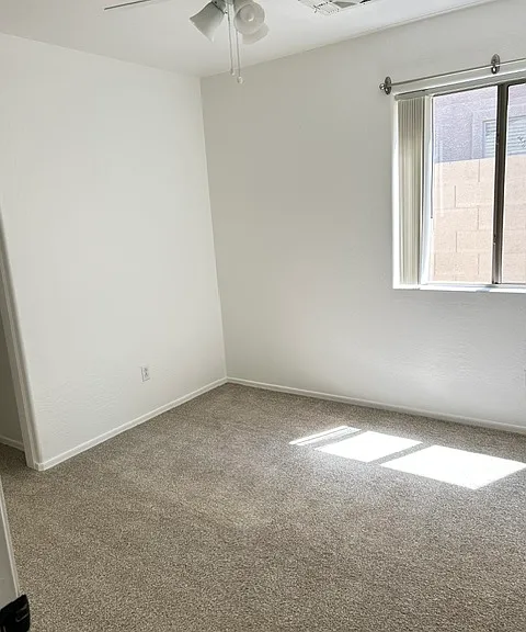 4746 E Woburn Ln — Photo 30