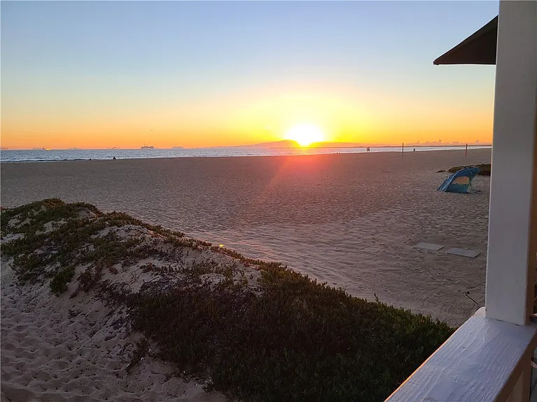 35A Surfside Ave — Photo 32