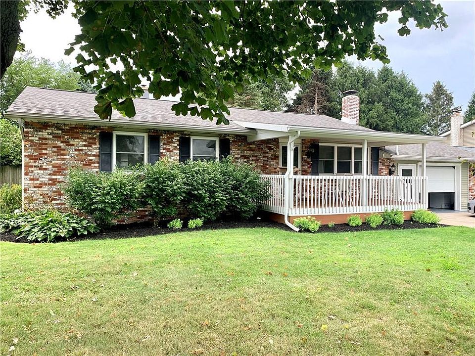 1st image of 399 W Park Dr