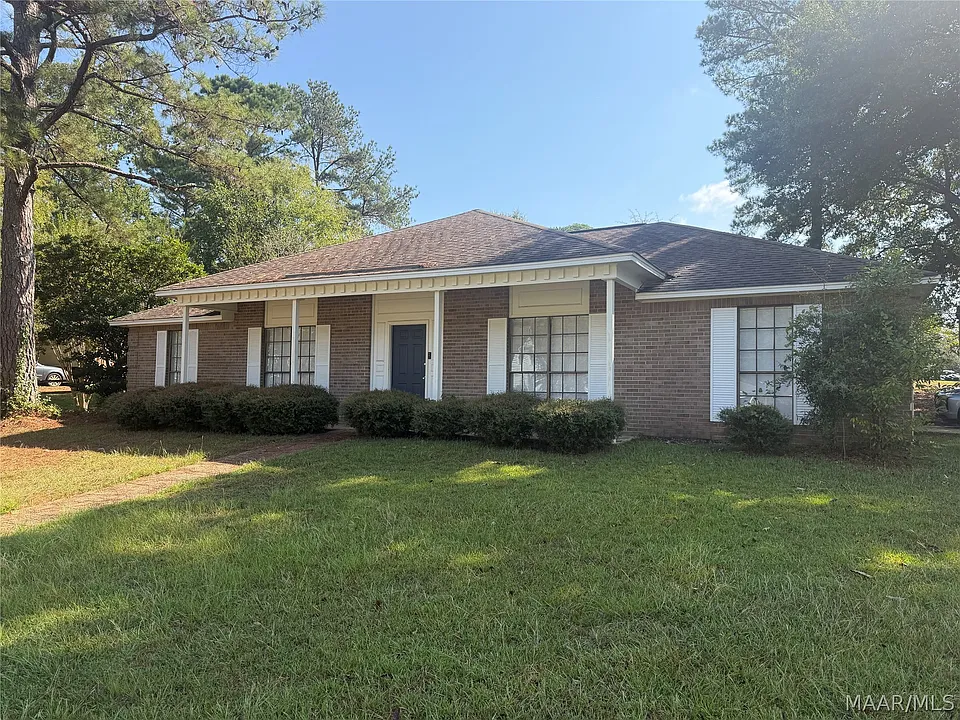 1206 Kingston Green Dr