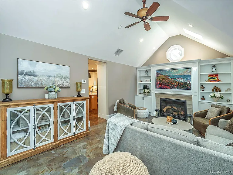60 Highland Ave — Photo 13