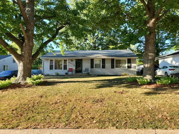 8617 Gwin Dr, Hazelwood, MO 63042