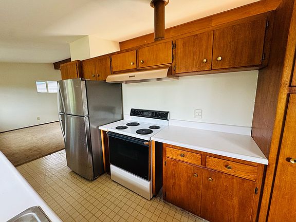 5th image of 15367 SE 22nd Pl