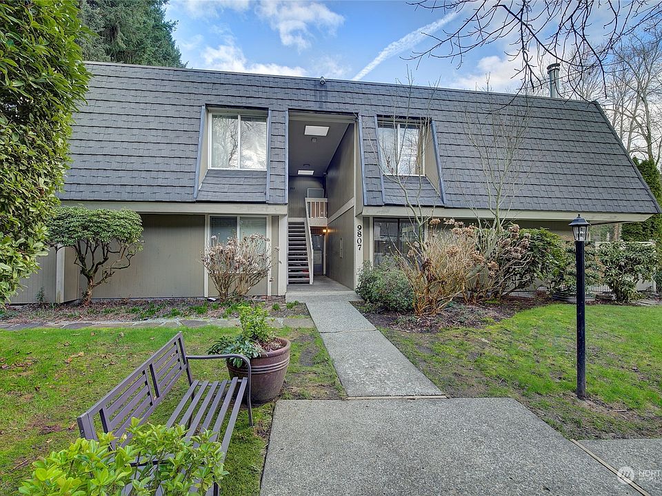 1st image of 9807 NE 124th Street #207