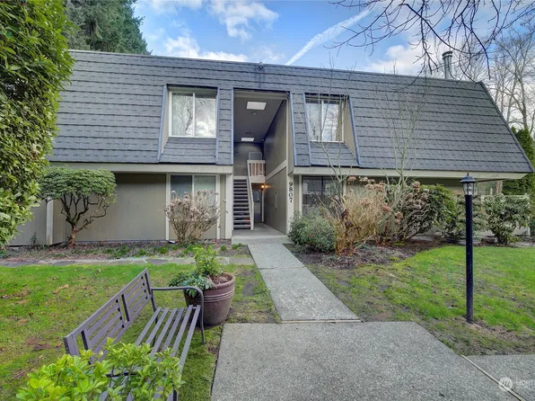 9807 NE 124th Street #207, Kirkland, WA 98034