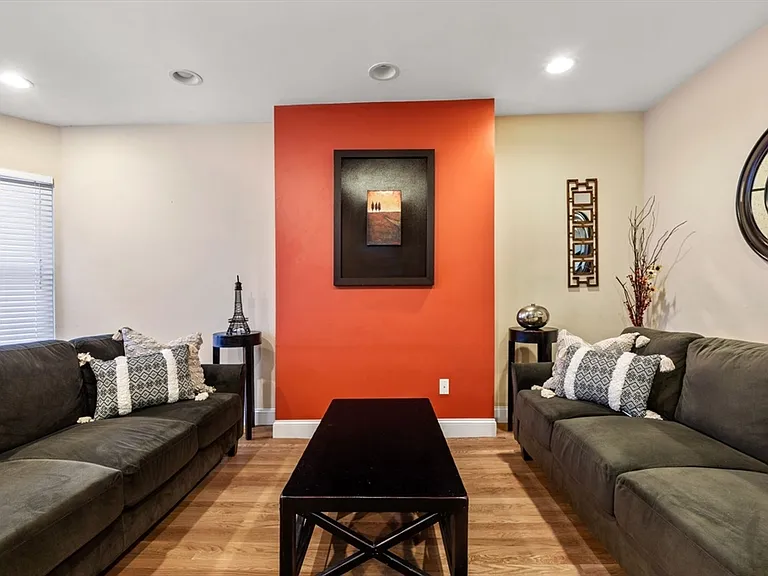 30 Edgerly Rd #3 — Photo 2