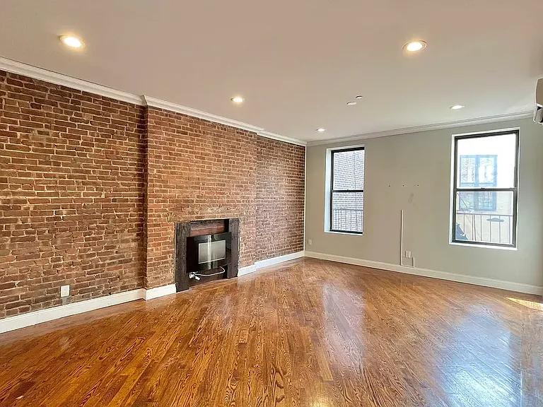 227 Lenox Ave #5 — Photo 1