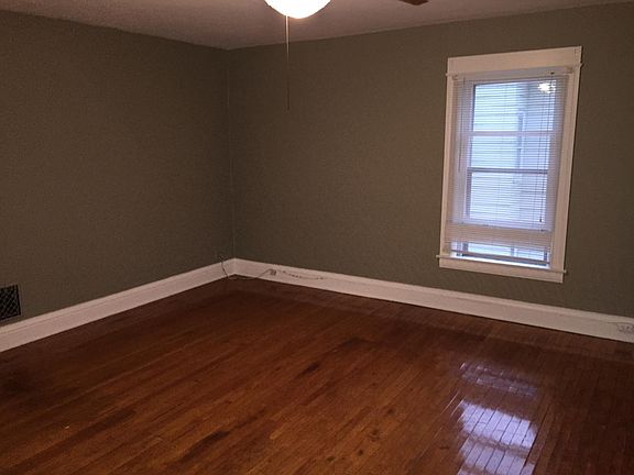 Large Master Bedroom 1