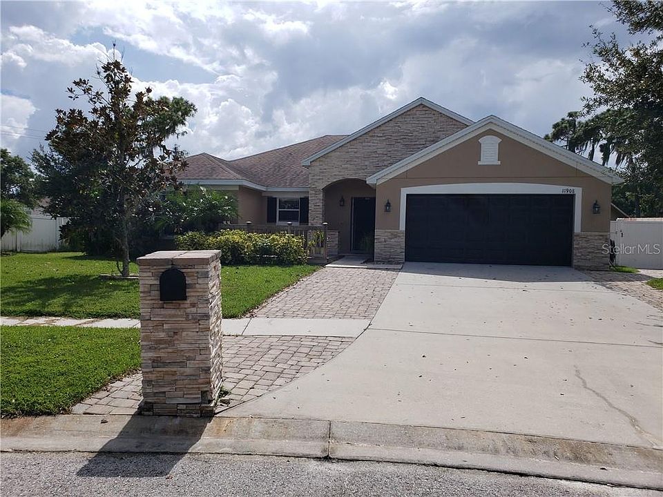 1st image of 11908 Lynmoor Dr