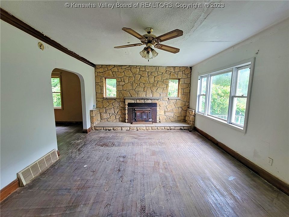 4605 Sissonville Dr, Charleston, WV 25312 Zillow