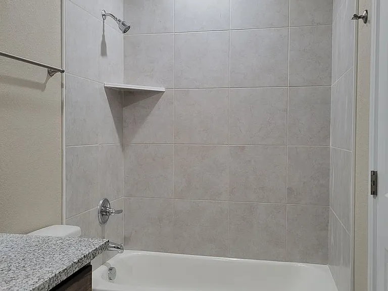 3909 Turner Ave — Photo 9