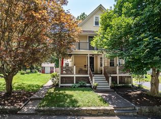 64 Curve St, Wellesley, MA 02482