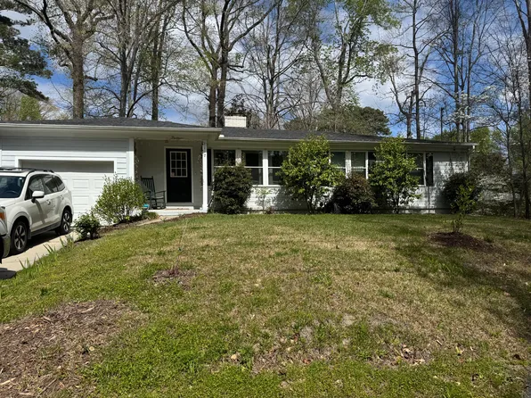 1117 Hillside Dr, Greenville, NC 27858