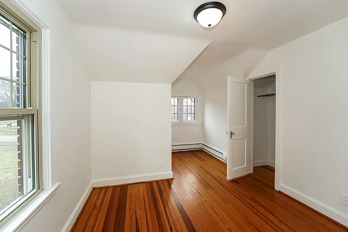 4012 Hudson Dr — Photo 11