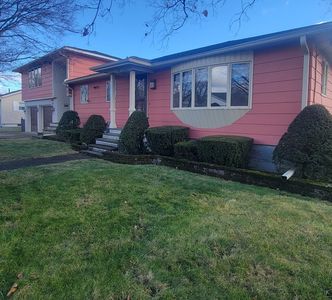 283 6th Ave, Lowell, MA, 01854