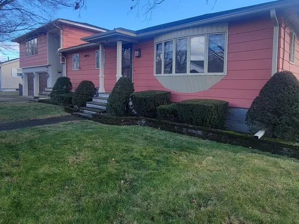 283 6th Ave, Lowell, MA 01854