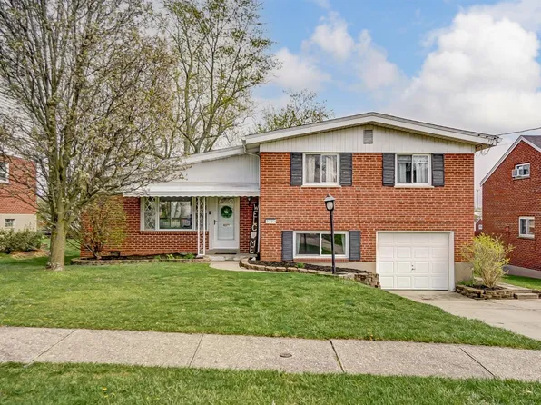 3332 Greencrest Ct, Cincinnati, OH 45248