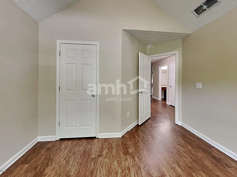 2166 Blueberry Ln — Photo 20