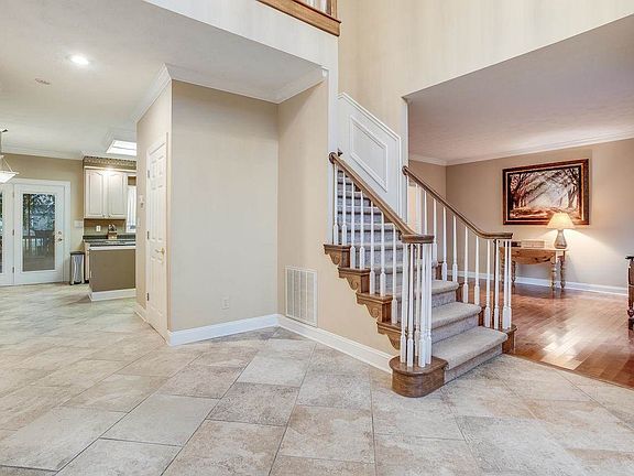 5th image of 5105 Stokely Ln