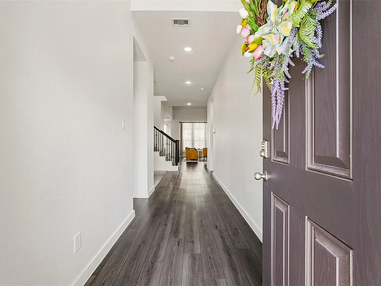 15647 Roscobie Park Dr — Photo 2