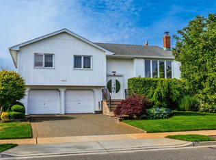 2969 Hampton Court, Wantagh, NY 11793