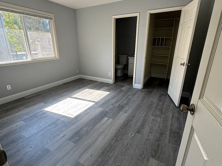 126 Adobe Ct — Photo 11