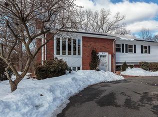 20 Circle Rd, Lexington, MA 02420