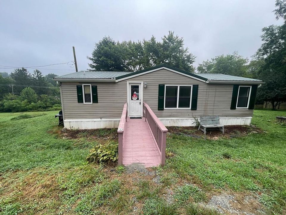 2nd image of 83 Fairview Trl