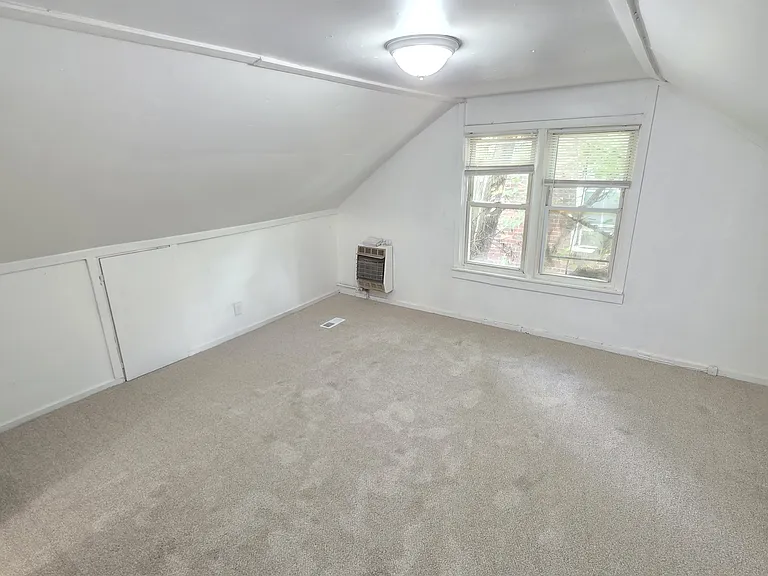 19162 Saint Marys St — Photo 13