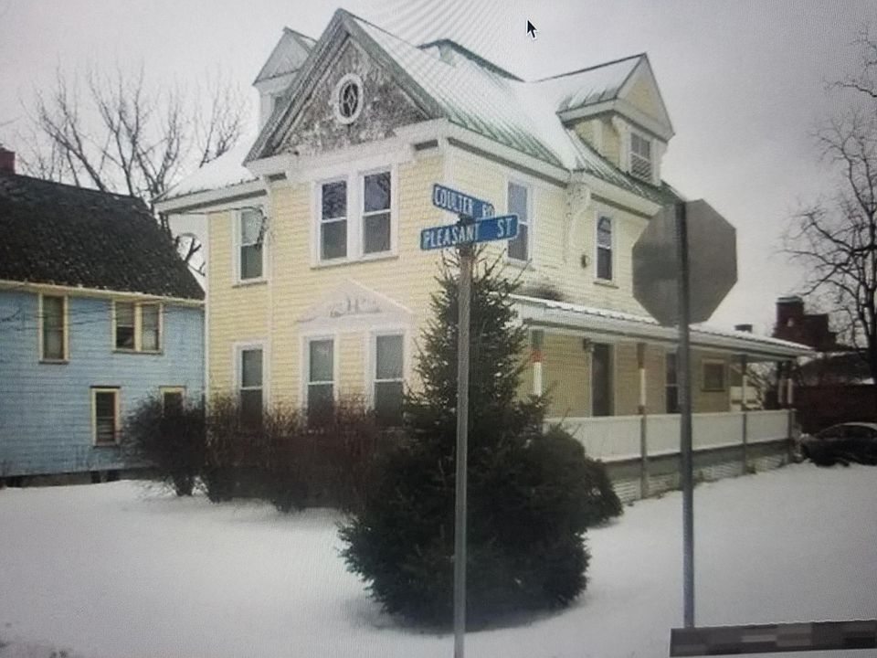 1st image of 5 Pleasant St APT 1