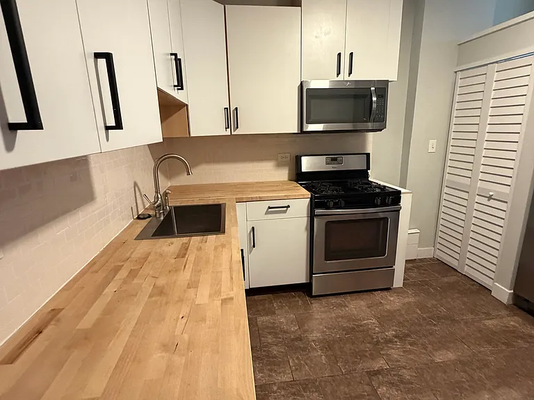 843 N Francisco Ave #1F — Photo 7