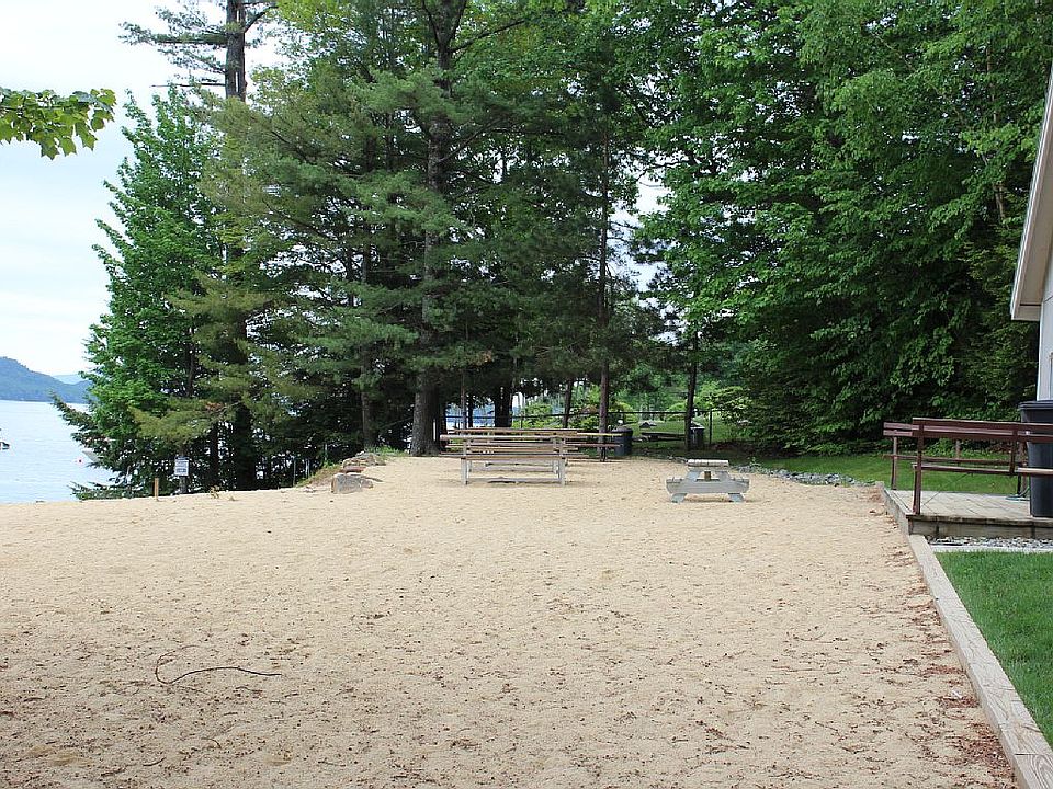 2nd image of 148 Mountain Dr