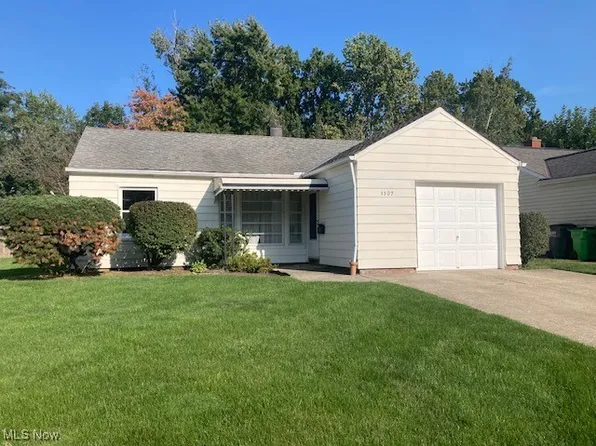 1107 Eastwood Ave, Mayfield Heights, OH 44124