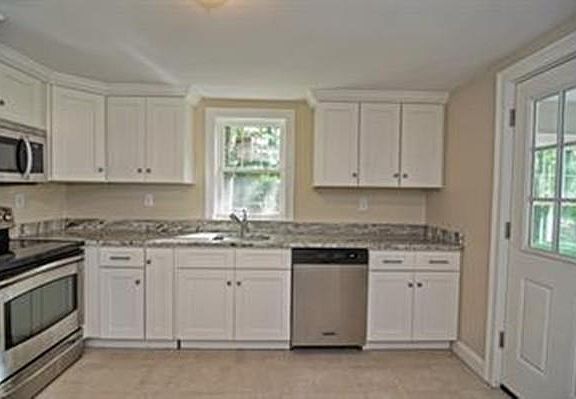 5th image of 229 Mechanic St #229