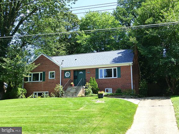 2nd image of 3103 Shadeland Dr