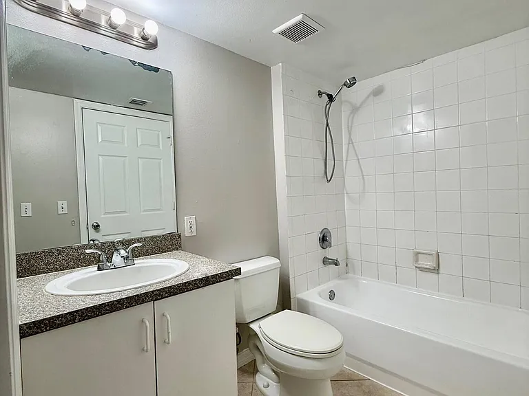 5065 Wiles Rd #105 — Photo 12
