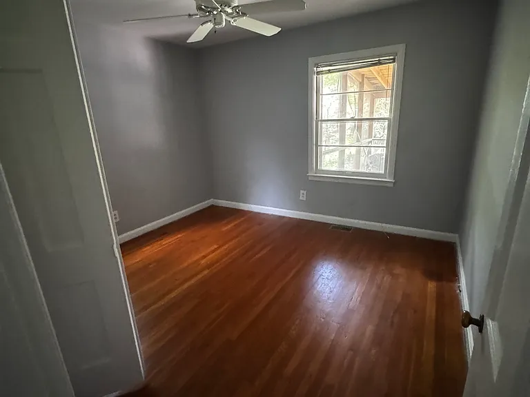 234 Norway St — Photo 10