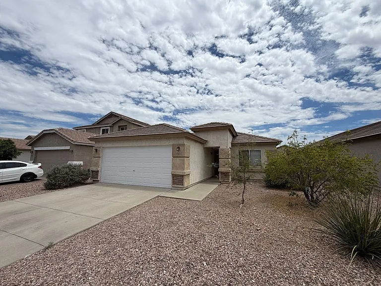 22651 W Pima St — Photo 2