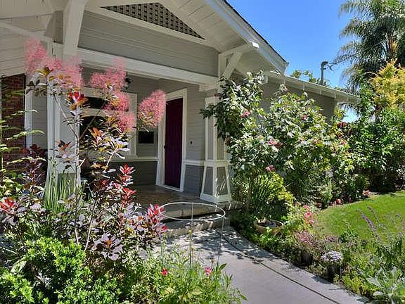 3rd image of 1266 Randol Ave