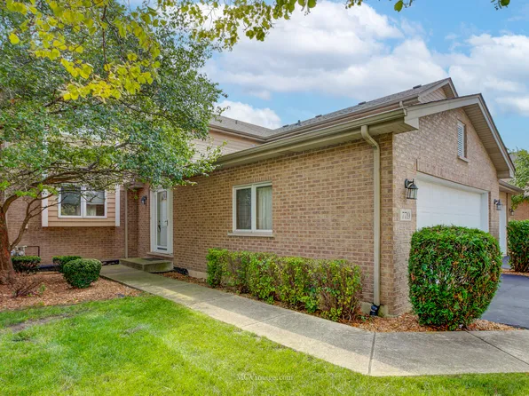 7719 Richardson Ln, Tinley Park, IL 60487