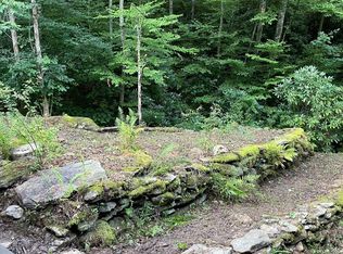 4 Shope Creek Estates Dr, Asheville, NC 28805