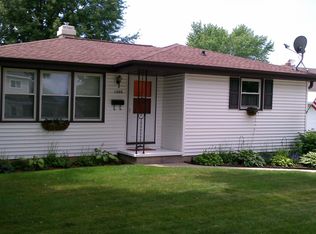 1320 Klaus St, Green Bay, WI 54302