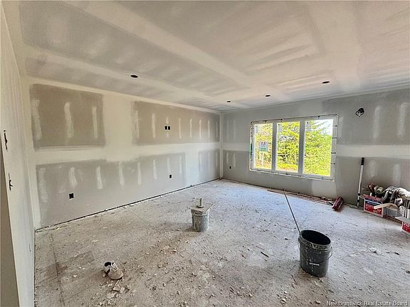 5th image of 19 Burman St