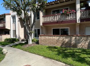 700 W La Veta Ave UNIT S3, Orange, CA